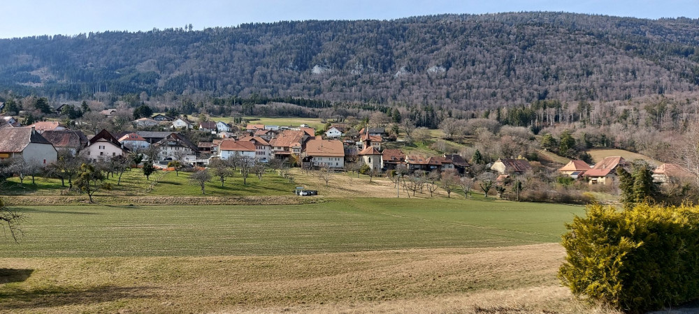 Le Village de l'Abergement, pied du Jura, Vaud, Suisse romande